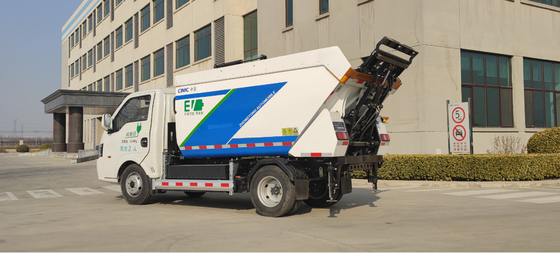 Push Pedal Unloading Garbage Pickup Truck For Airport As Well As City Main Road